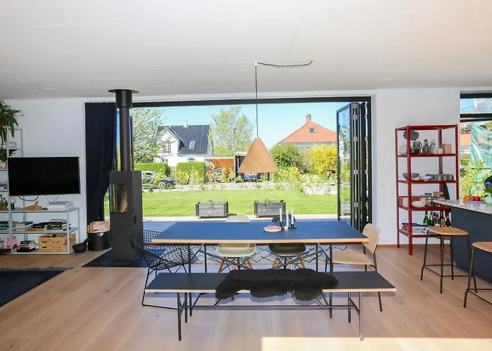 Modern Architecture Atrium House